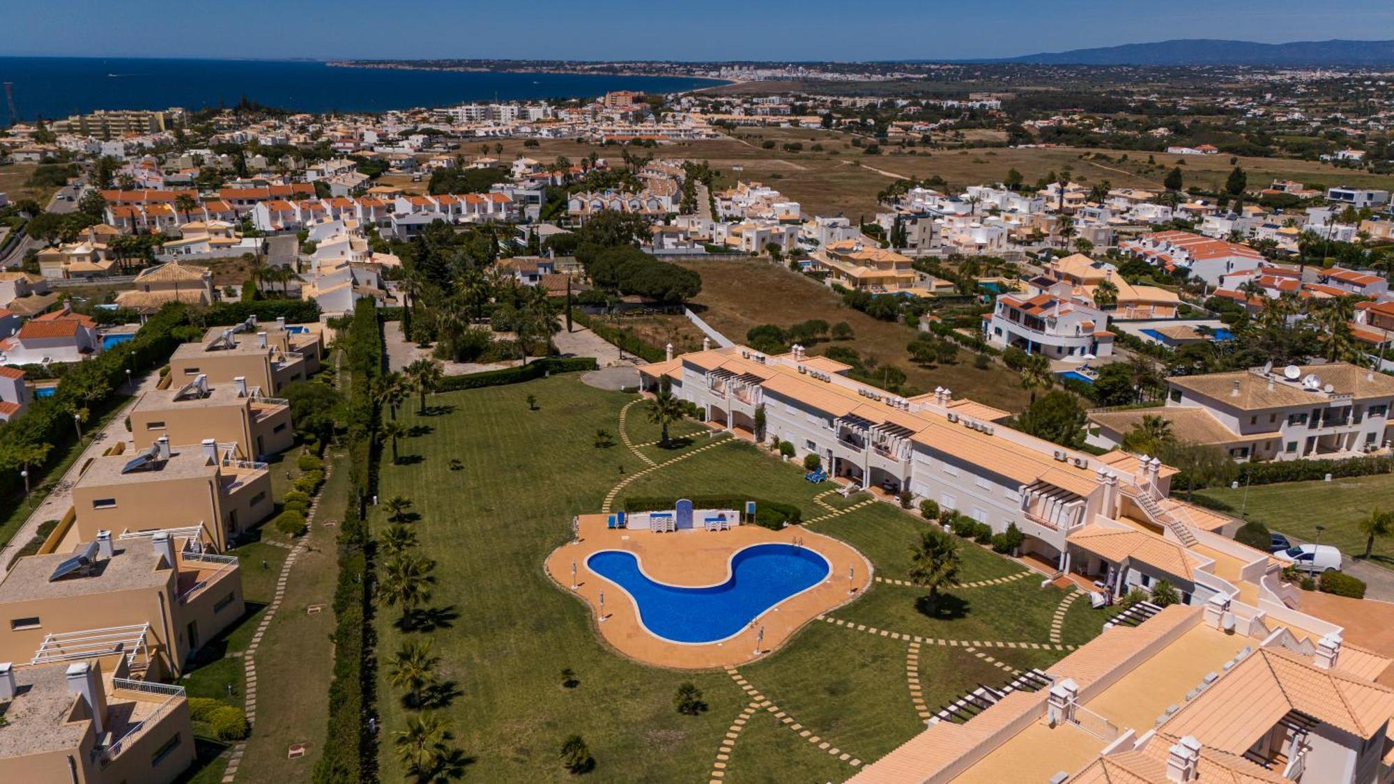 Apartamento No Condominio Baia Village Com Piscina อัลบูเฟรา ภายนอก รูปภาพ