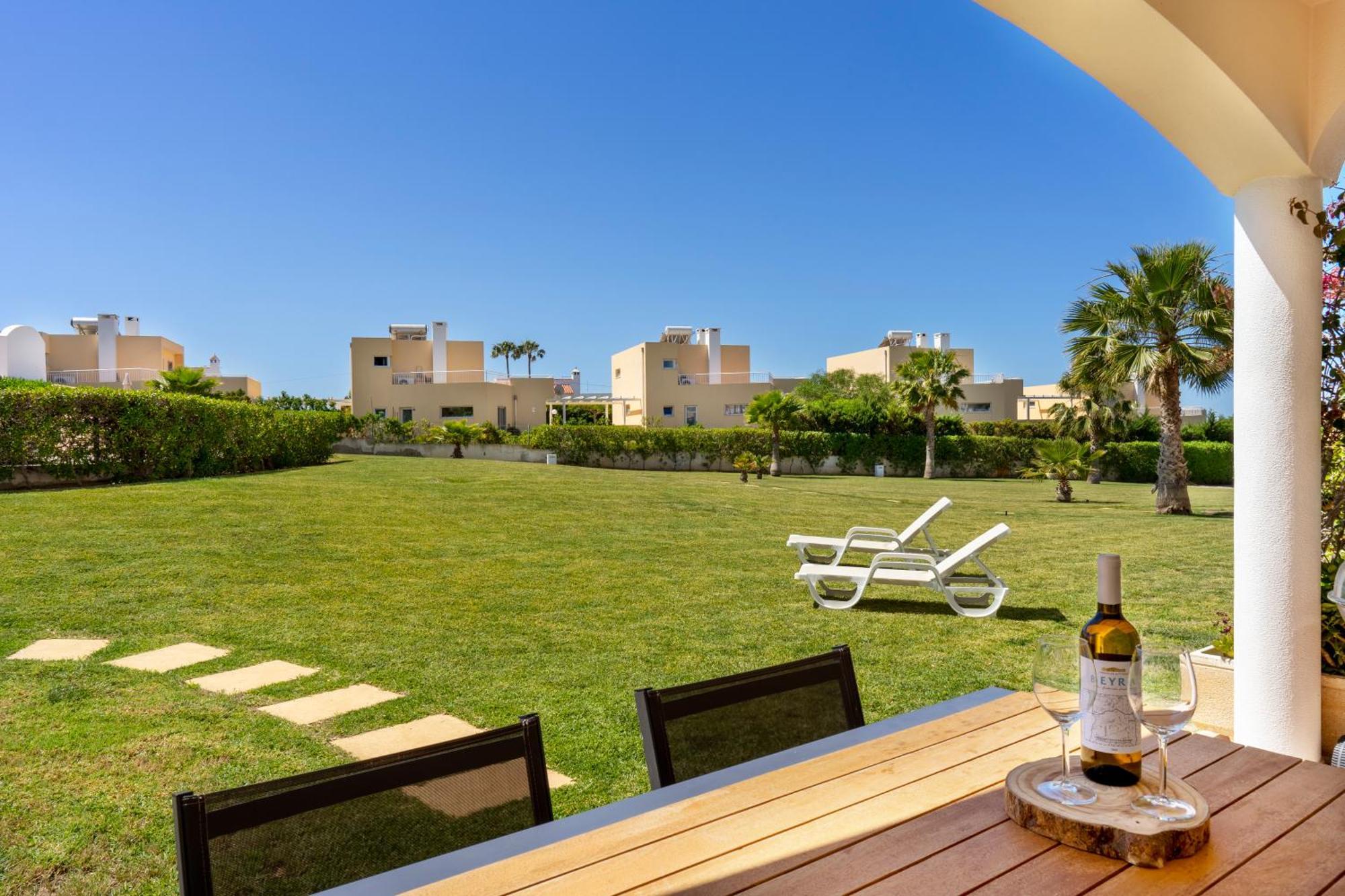 Apartamento No Condominio Baia Village Com Piscina อัลบูเฟรา ภายนอก รูปภาพ
